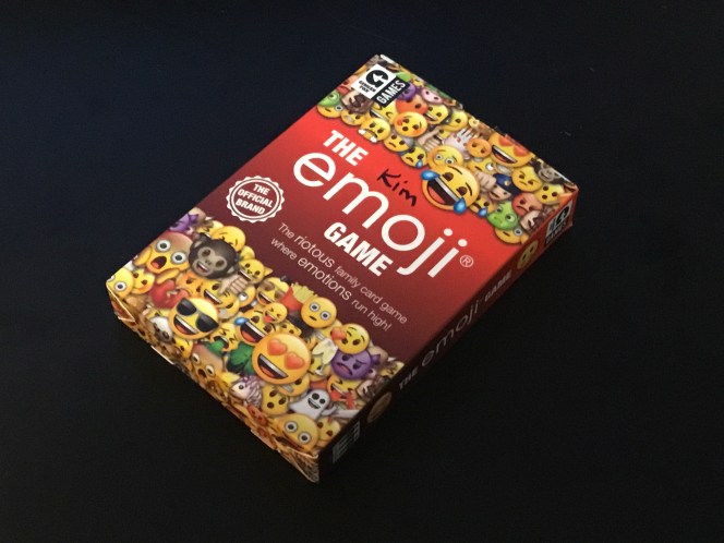 The emoji game, great fun for 3-6 players, recommended on the blog KimGriffithsEnglish.com. Learn English online for free.